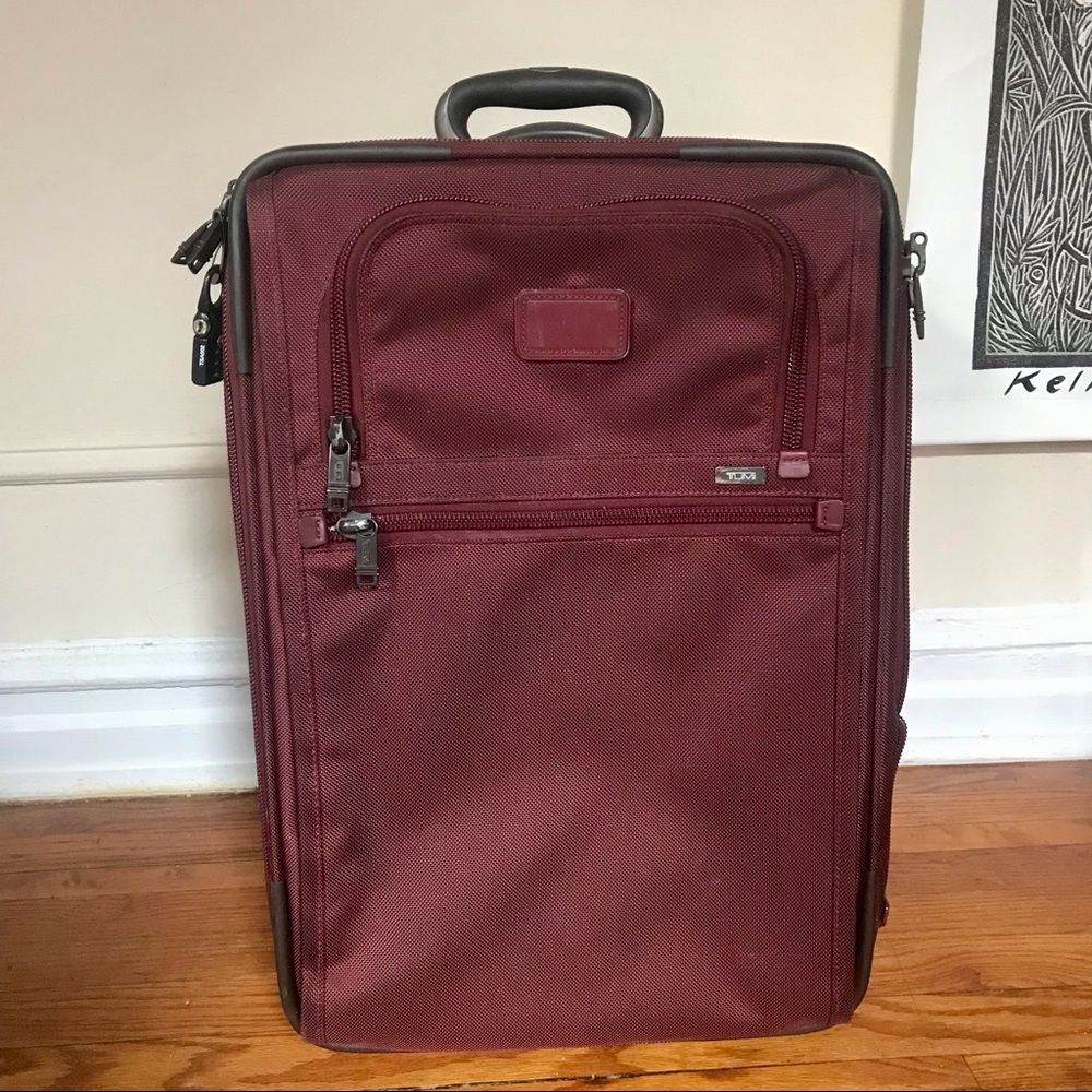 Tumi Alpha Bravo suitcase hand luggage 20x14x8